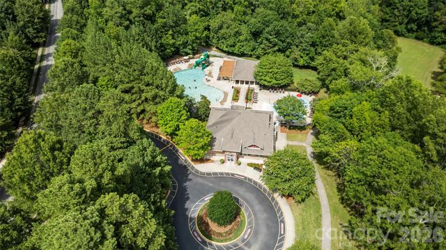 4519 Crownvista Drive, Charlotte, NC 28269