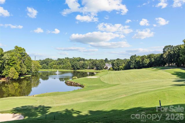 4519 Crownvista Drive, Charlotte, NC 28269