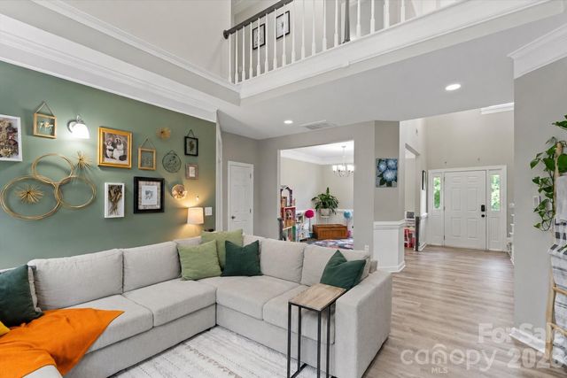 4519 Crownvista Drive, Charlotte, NC 28269