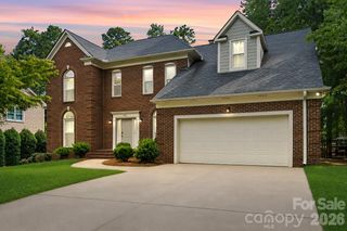 4519 Crownvista Drive, Charlotte, NC 28269