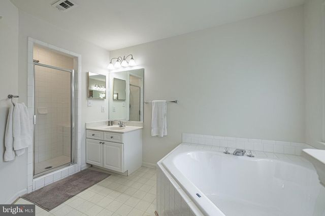 11004 PLUME CT, Fredericksburg, VA 22407