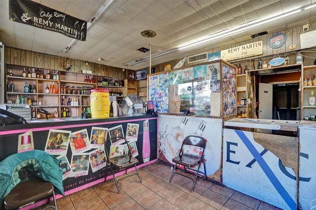 2990 W Sunrise Boulevard, Fort Lauderdale, FL 33311