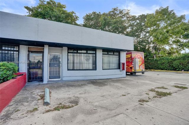 2990 W Sunrise Boulevard, Fort Lauderdale, FL 33311