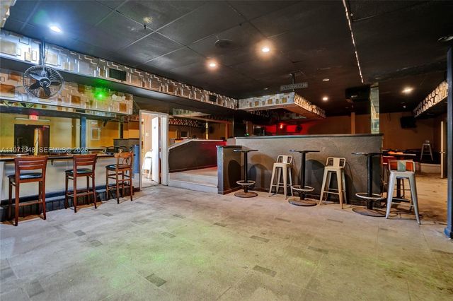 2990 W Sunrise Boulevard, Fort Lauderdale, FL 33311
