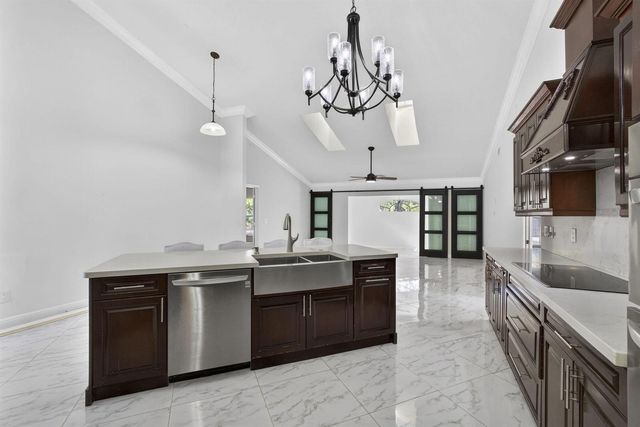 15399 N 61st Pl Place N, Loxahatchee, FL 33470