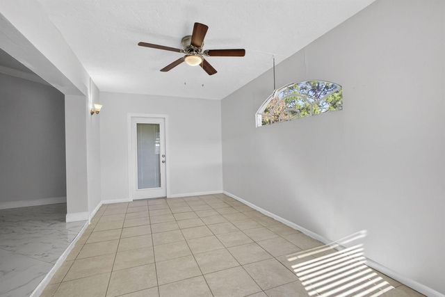 15399 N 61st Pl Place N, Loxahatchee, FL 33470