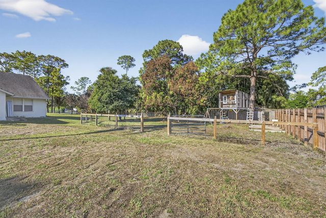 15399 N 61st Pl Place N, Loxahatchee, FL 33470