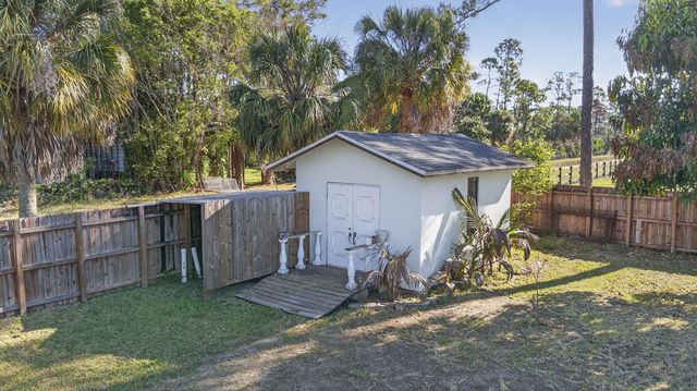 15399 N 61st Pl Place N, Loxahatchee, FL 33470