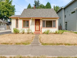 1820 E 33 St, Vancouver, WA 98663
