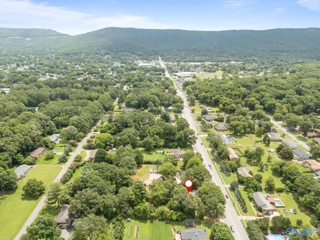703 Weatherly Road, Huntsville, AL 35803
