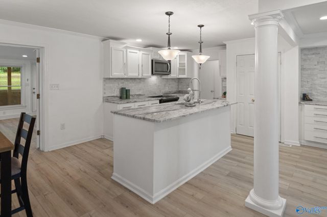 703 Weatherly Road, Huntsville, AL 35803