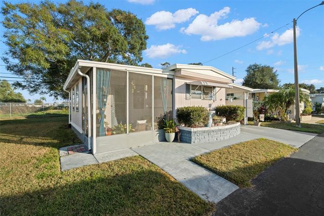 980 7TH STREET NW 53, Largo, FL 33770