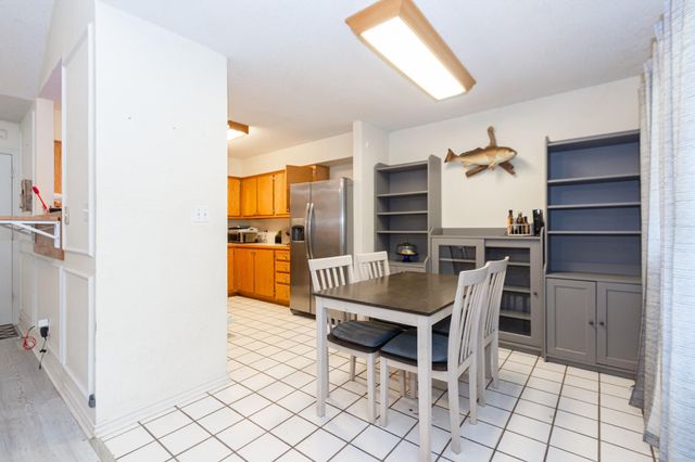 101 Trail Ride Road, Angleton, TX 77515