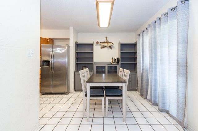 101 Trail Ride Road, Angleton, TX 77515