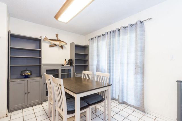 101 Trail Ride Road, Angleton, TX 77515