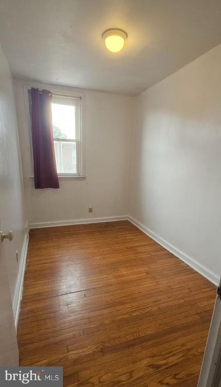 3022 FAIRFIELD ST, Philadelphia, PA 19136