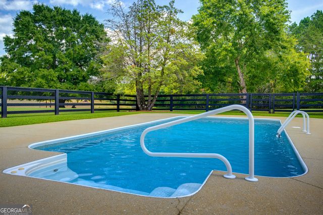 15 Davis Road, Jefferson, GA 30549