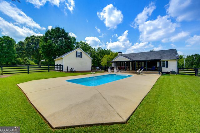 15 Davis Road, Jefferson, GA 30549