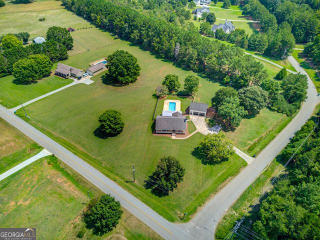 15 Davis Road, Jefferson, GA 30549