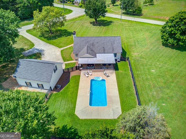 15 Davis Road, Jefferson, GA 30549