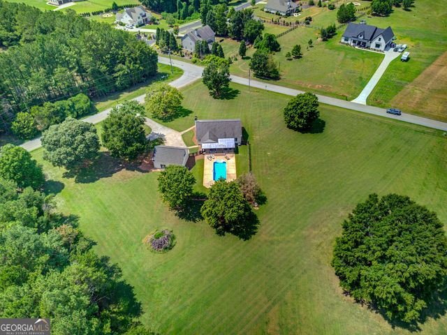 15 Davis Road, Jefferson, GA 30549