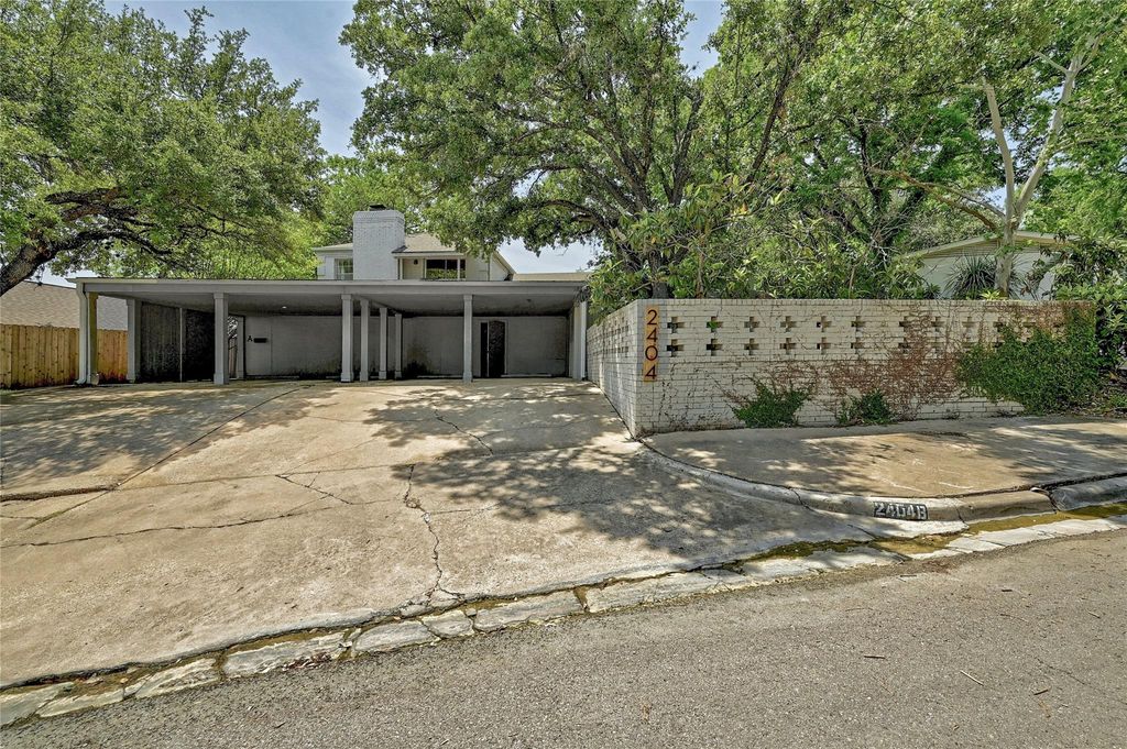 2404 McCall RD B, Austin, TX 78703