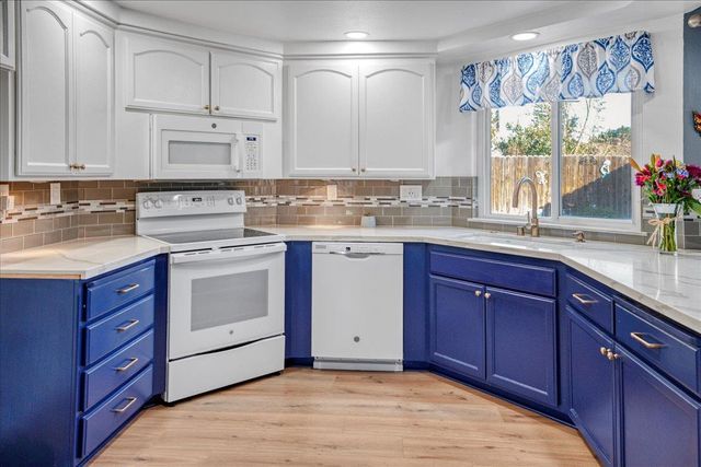 5908 Hickorywood Way, Citrus Heights, CA 95621