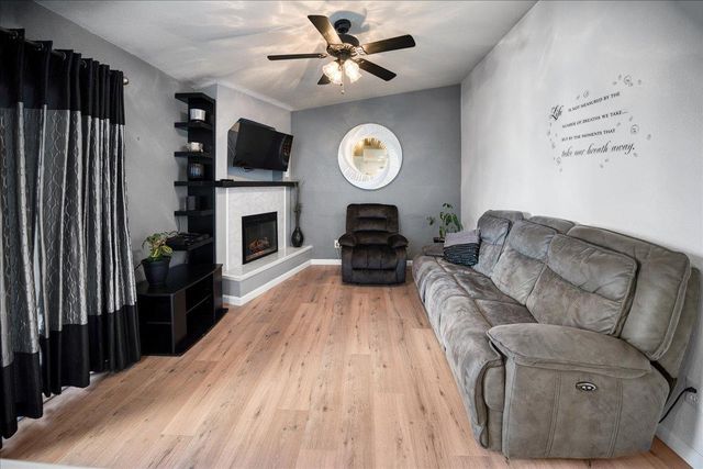 5908 Hickorywood Way, Citrus Heights, CA 95621