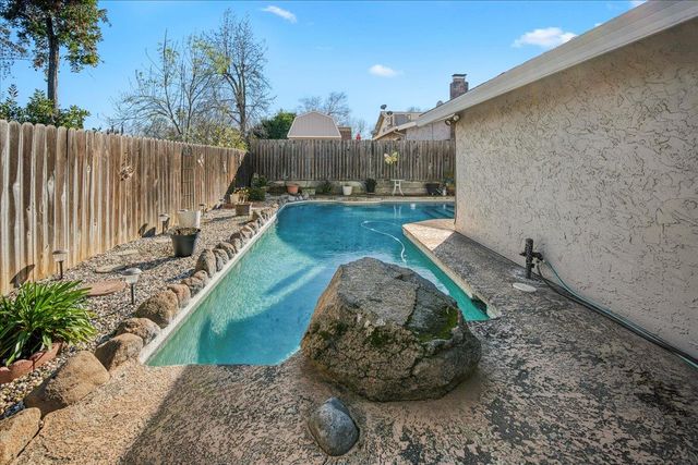 5908 Hickorywood Way, Citrus Heights, CA 95621