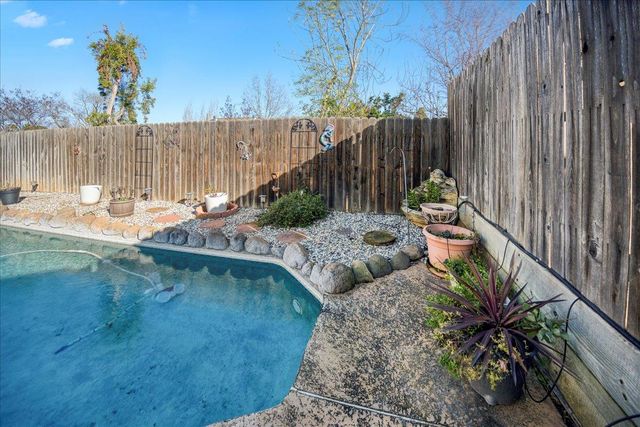 5908 Hickorywood Way, Citrus Heights, CA 95621