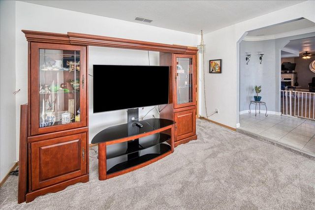 5908 Hickorywood Way, Citrus Heights, CA 95621