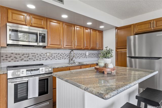 84-740 Kili Drive 421, Waianae, HI 96792