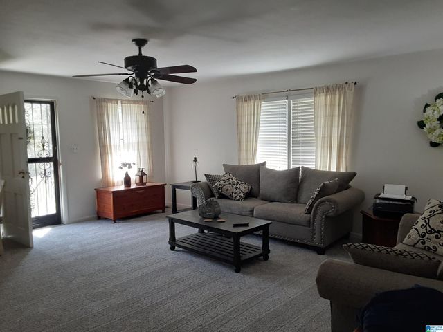 2001 CHENOOR ROAD, Birmingham, AL 35217