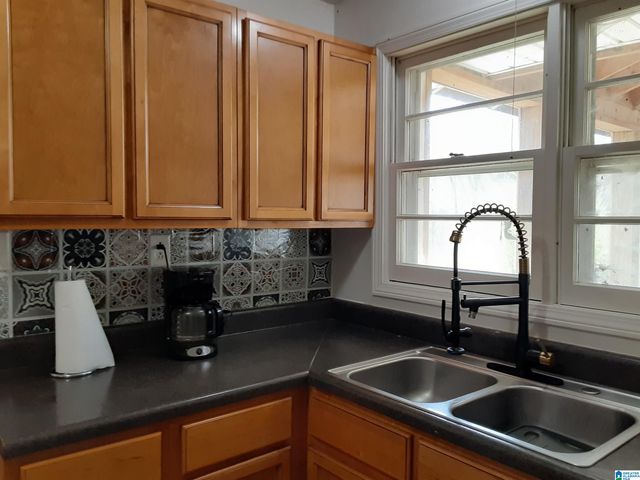 2001 CHENOOR ROAD, Birmingham, AL 35217