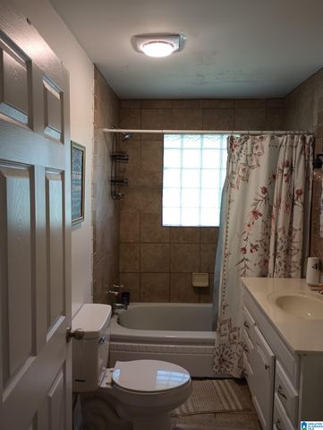 2001 CHENOOR ROAD, Birmingham, AL 35217