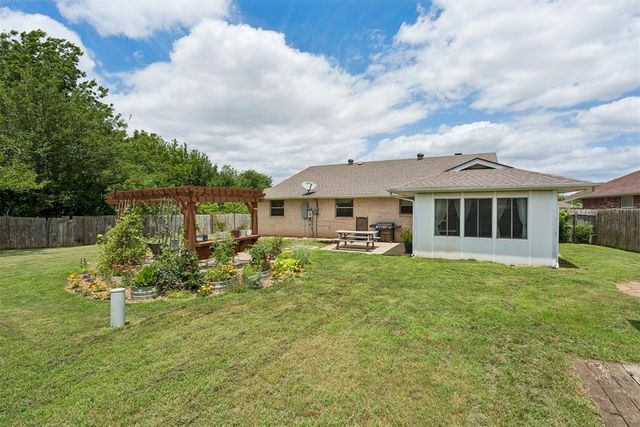 5309 Mackelman Drive, Oklahoma City, OK 73135