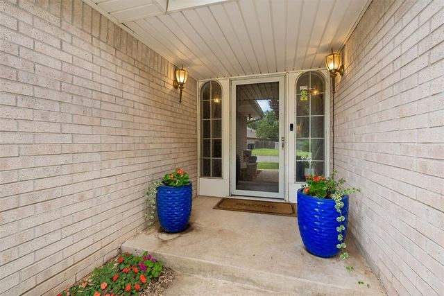 5309 Mackelman Drive, Oklahoma City, OK 73135