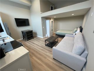 3335 Triangle Place B, Glendale, CA 91208