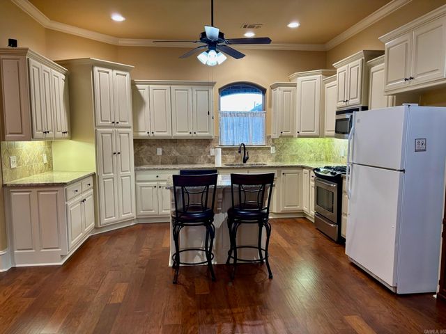 31 Juniel Point, Little Rock, AR 72211