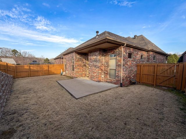 31 Juniel Point, Little Rock, AR 72211