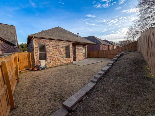 31 Juniel Point, Little Rock, AR 72211