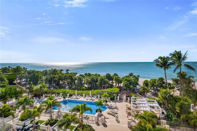 8171 Bay Colony DR 403, Naples, FL 34108