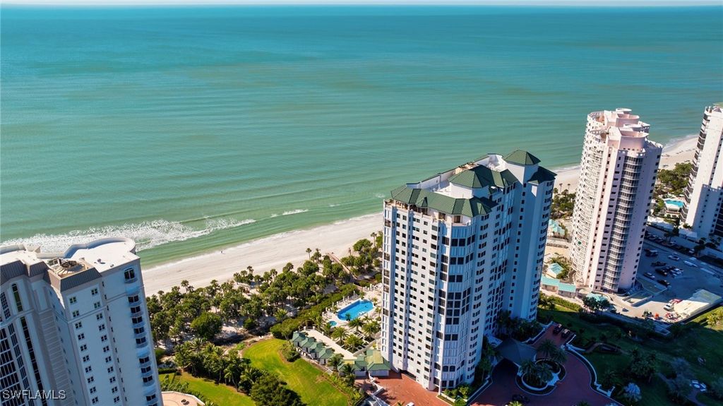 8171 Bay Colony DR 403, Naples, FL 34108