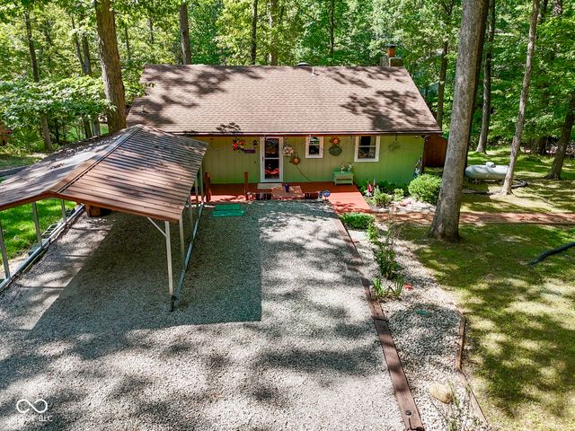 6678 Groundhog Drive, Nineveh, IN 46164