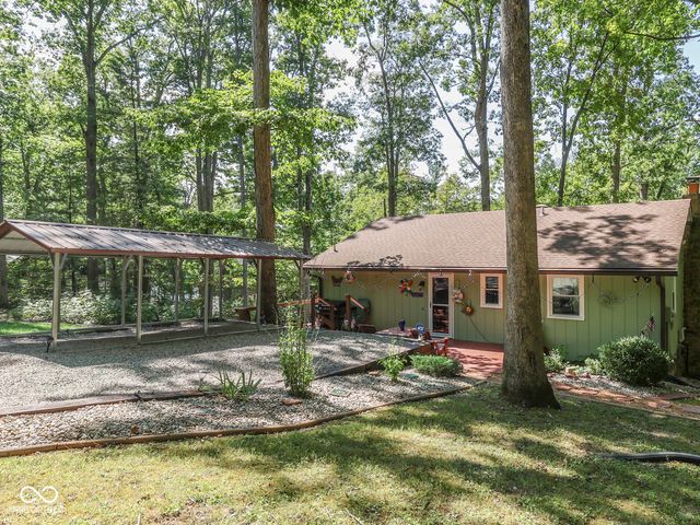 6678 Groundhog Drive, Nineveh, IN 46164