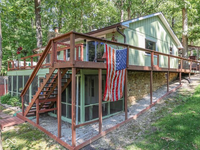 6678 Groundhog Drive, Nineveh, IN 46164