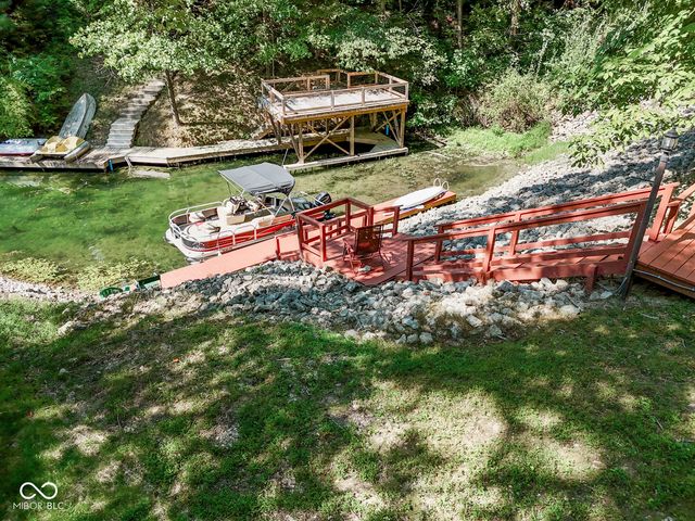 6678 Groundhog Drive, Nineveh, IN 46164
