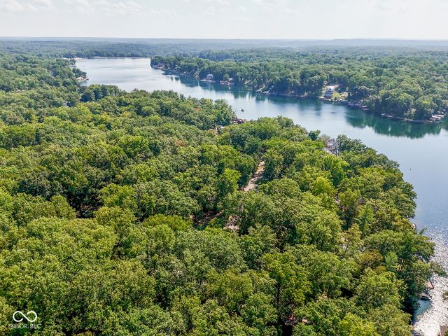 6678 Groundhog Drive, Nineveh, IN 46164
