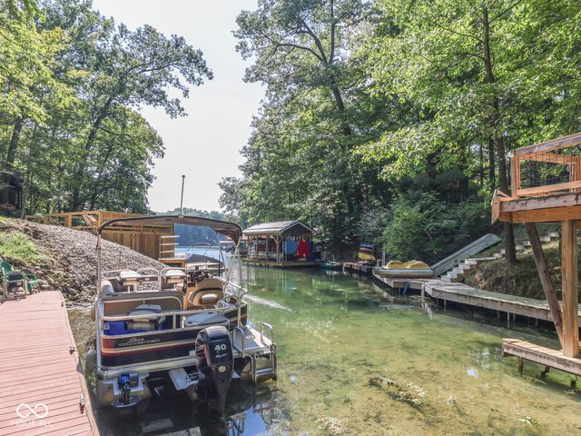 6678 Groundhog Drive, Nineveh, IN 46164