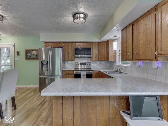 6678 Groundhog Drive, Nineveh, IN 46164
